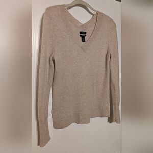 Halogen Beige V-Neck Cashmere Sweater